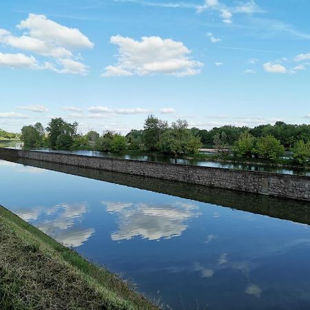 Appartement Hyper Centre Au Bord De Loire 奥尔良 外观 照片