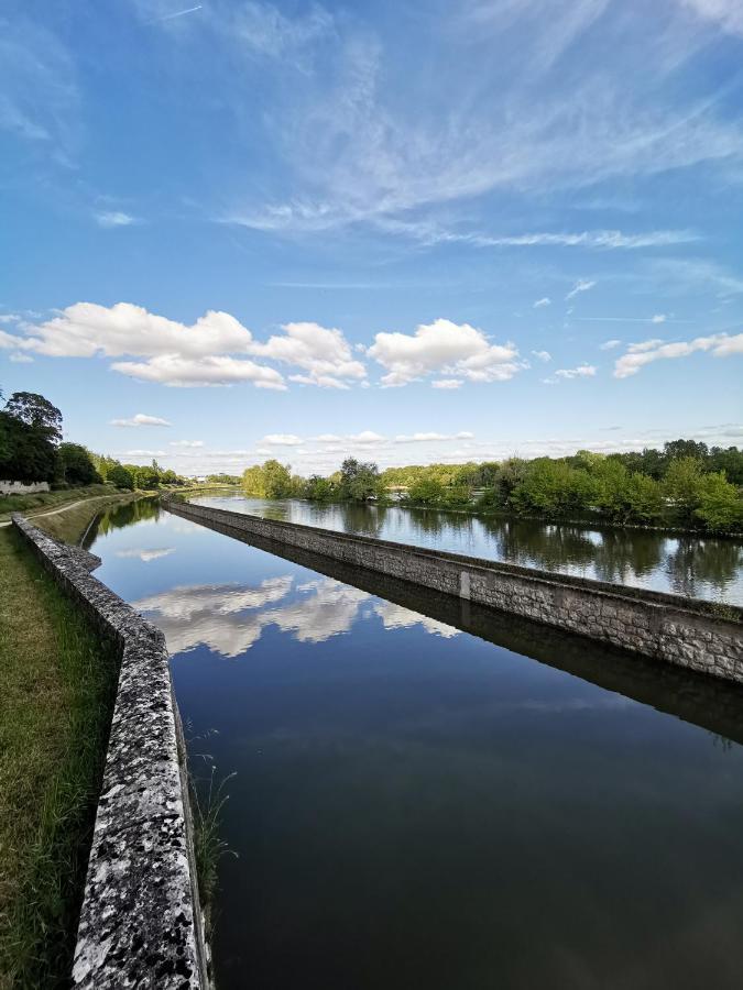 Appartement Hyper Centre Au Bord De Loire 奥尔良 外观 照片